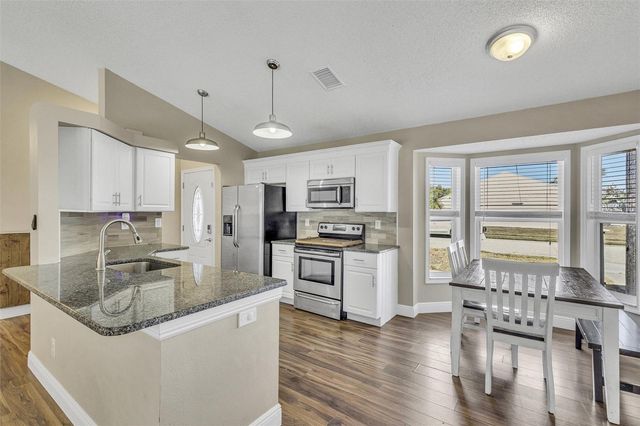 6109 61ST COURT E, Palmetto, FL 34221