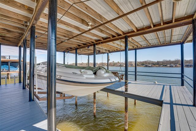 113 Crestwood Circle, Enchanted Oaks, TX 75156