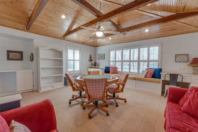 113 Crestwood Circle, Enchanted Oaks, TX 75156