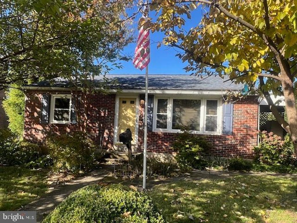 1609 FAYETTE AVE, Reading, PA 19607