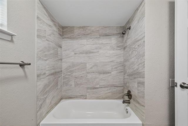 17106 Sunshine Street, Houston, TX 77049