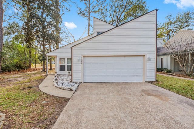 154 April Wind Court, Conroe, TX 77356