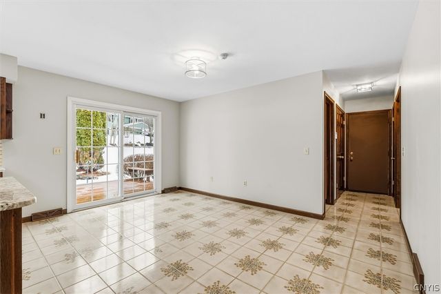 8205 Duvall Circle, Manlius, NY 13104