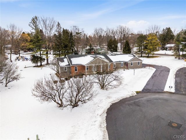 8205 Duvall Circle, Manlius, NY 13104