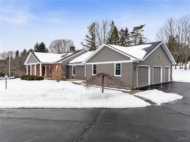 8205 Duvall Circle, Manlius, NY 13104