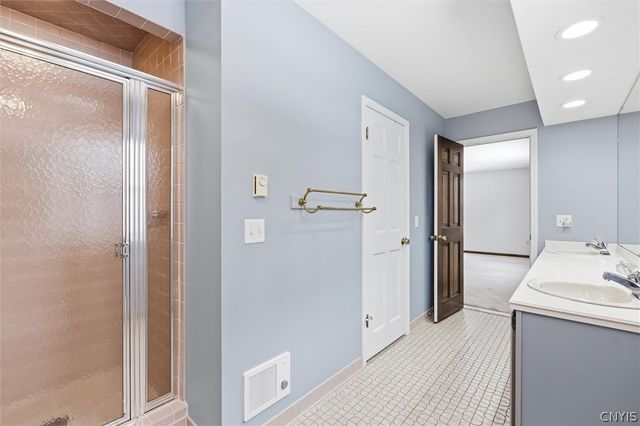 8205 Duvall Circle, Manlius, NY 13104