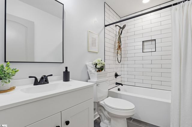 101 Hawkins Street, Greenville, SC 29611