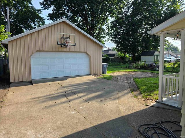 2116 Washington Avenue, Evansville, IN 47714