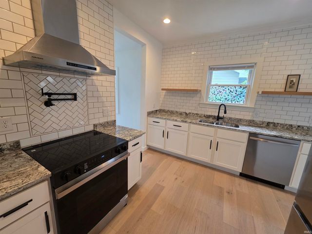 2116 Washington Avenue, Evansville, IN 47714