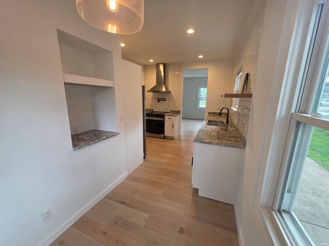 2116 Washington Avenue, Evansville, IN 47714