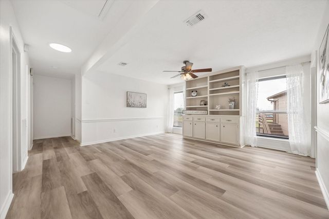 110 Shadow Wood Drive, Sugar Land, TX 77498