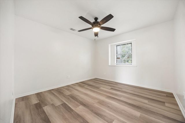 110 Shadow Wood Drive, Sugar Land, TX 77498