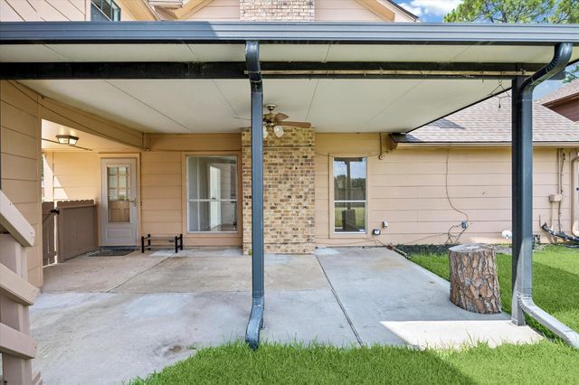 110 Shadow Wood Drive, Sugar Land, TX 77498