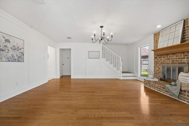 110 Shadow Wood Drive, Sugar Land, TX 77498