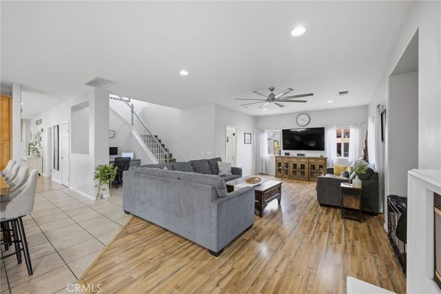 745 Sweet Clover, San Jacinto, CA 92582