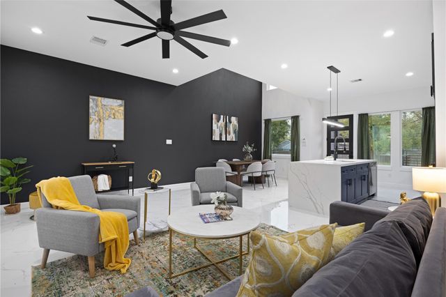 5034 Pershing Street, Houston, TX 77033