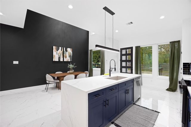 5034 Pershing Street, Houston, TX 77033