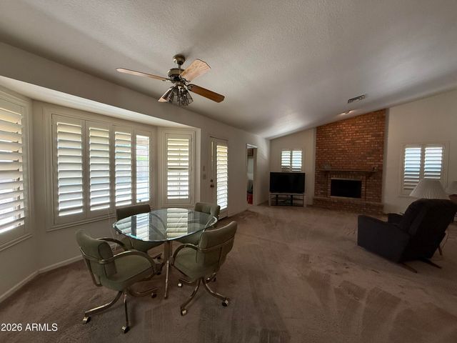 685 E Linda Lane, Gilbert, AZ 85234