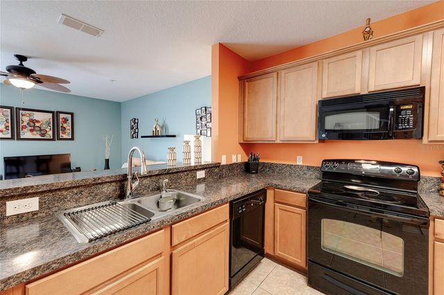 1921 CHATHAM PLACE DRIVE, Orlando, FL 32824
