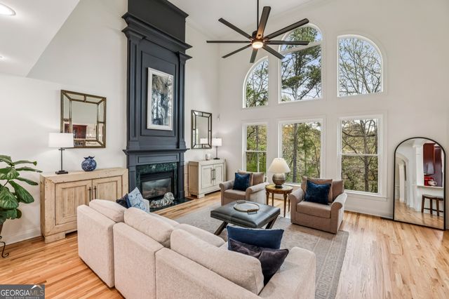 1165 Beacon Hill Crossing, Alpharetta, GA 30005