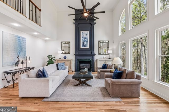 1165 Beacon Hill Crossing, Alpharetta, GA 30005