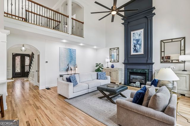 1165 Beacon Hill Crossing, Alpharetta, GA 30005