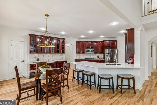 1165 Beacon Hill Crossing, Alpharetta, GA 30005