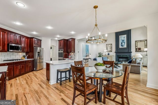 1165 Beacon Hill Crossing, Alpharetta, GA 30005