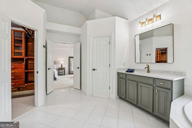 1165 Beacon Hill Crossing, Alpharetta, GA 30005