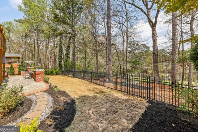 1165 Beacon Hill Crossing, Alpharetta, GA 30005