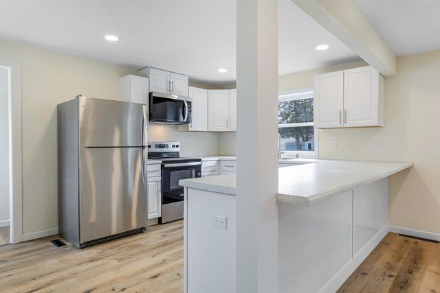 732 7th Street, Prairie Du Sac, WI 53578