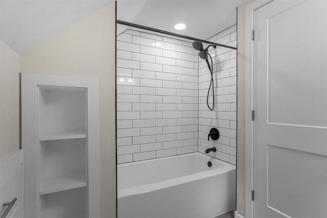 732 7th Street, Prairie Du Sac, WI 53578