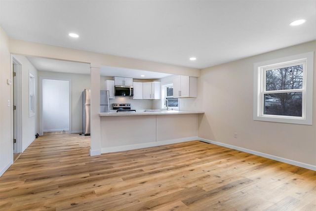 732 7th Street, Prairie Du Sac, WI 53578