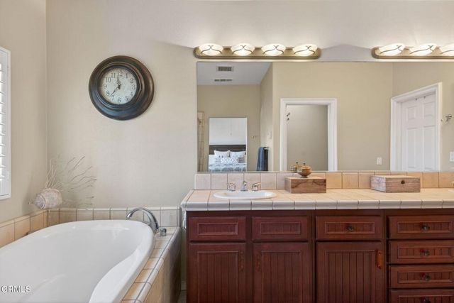 1315 Bayside Circle, Oxnard, CA 93035