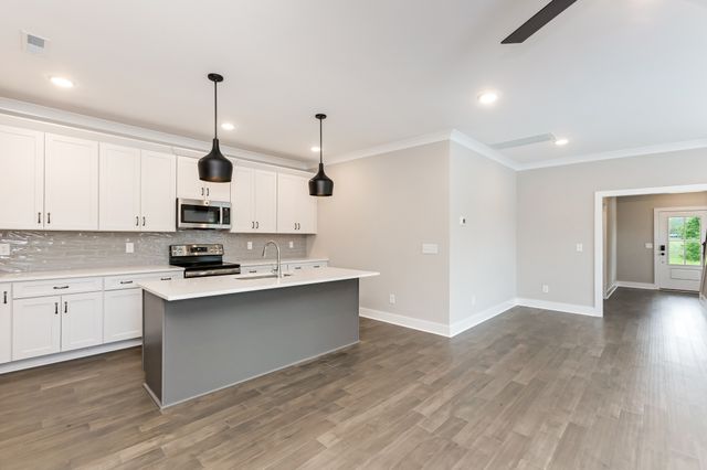 300 Jasmine Park, Hermitage, TN 37076