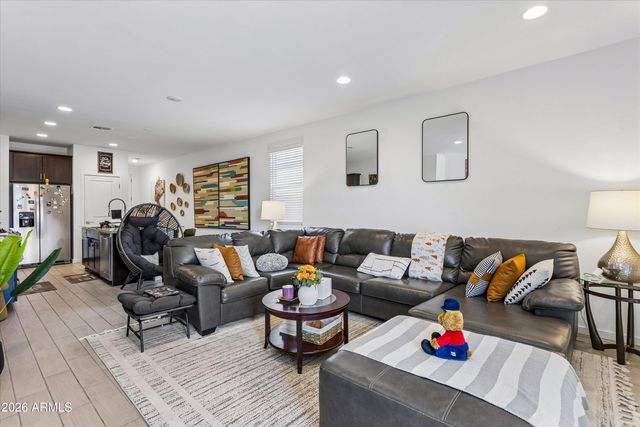 4315 W SAMANTHA Way, Laveen, AZ 85339