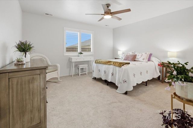 19511 Commonwealth Ave, Caldwell, ID 83605