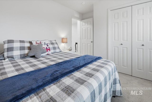 19511 Commonwealth Ave, Caldwell, ID 83605