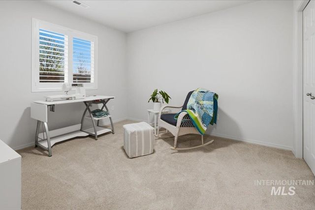 19511 Commonwealth Ave, Caldwell, ID 83605