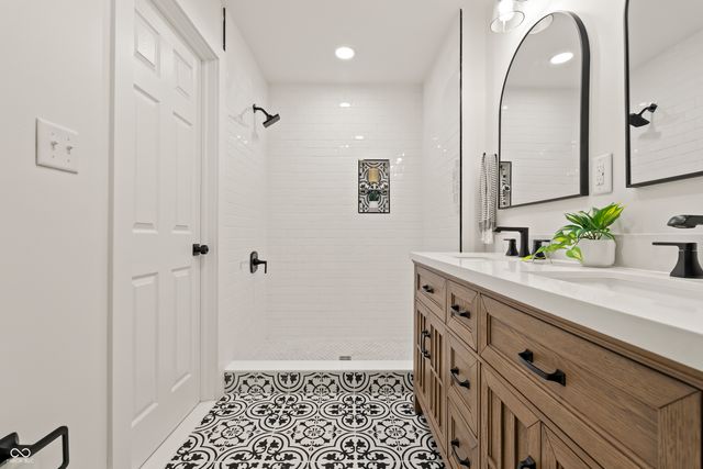 47 Schiller Street, Indianapolis, IN 46225