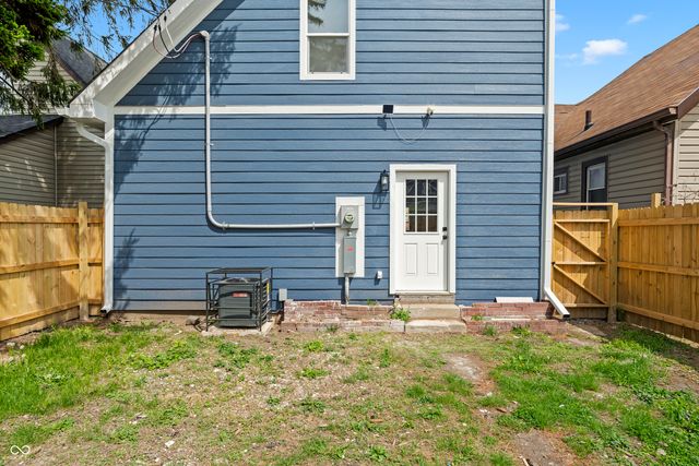 47 Schiller Street, Indianapolis, IN 46225