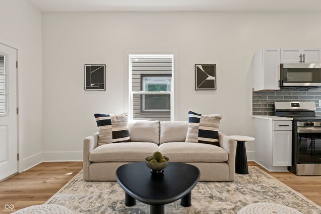 47 Schiller Street, Indianapolis, IN 46225