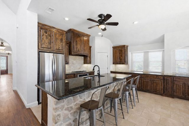 13850 James Ranch Court, Justin, TX 76247