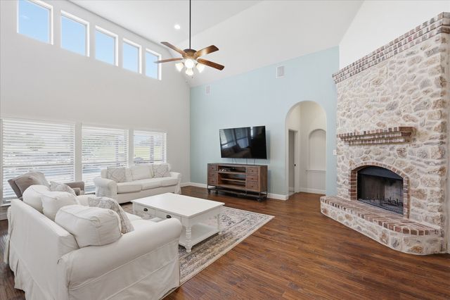 13850 James Ranch Court, Justin, TX 76247