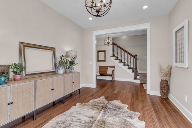 5574 Dowlen Rd, Cedar Hill, TN 37032