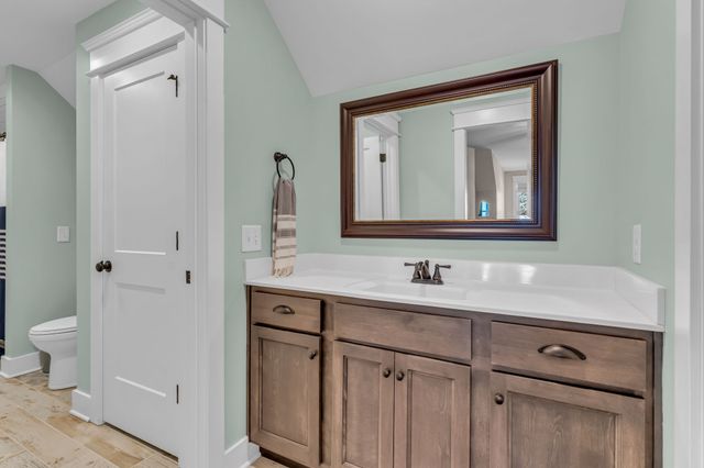 5574 Dowlen Rd, Cedar Hill, TN 37032