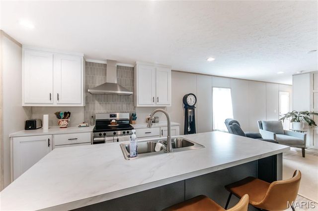 13242 County Road 7160, Rolla, MO 65401