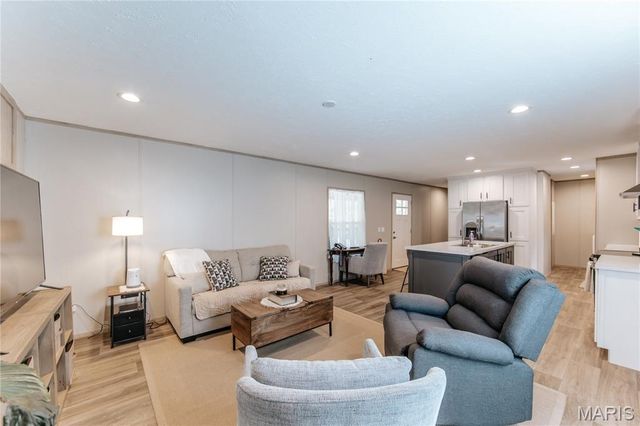 13242 County Road 7160, Rolla, MO 65401