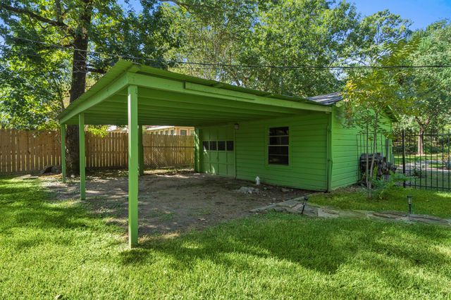 18162 Atkinson Lane, Conroe, TX 77384