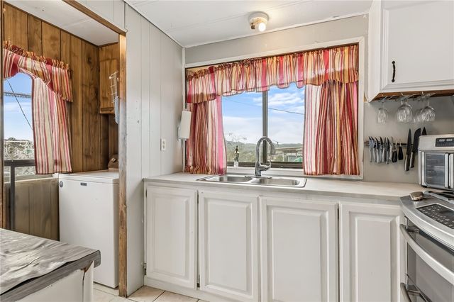 1644 Arena Drive, Bullhead City, AZ 86442